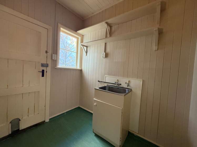 86 Mandeville Street_5