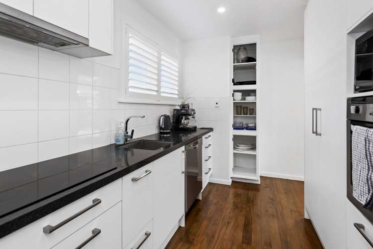 3 Weybridge Crescent Glen Innes_12