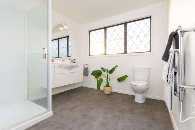 123D Park Road West End_16