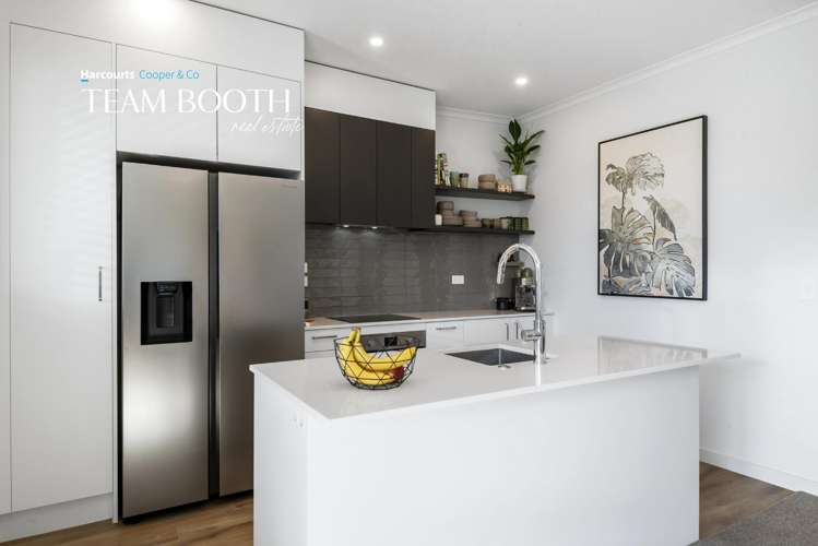 8/1 Genevieve Lane Hobsonville_6