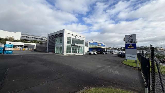 B/36 Hillside Road Wairau Valley_1