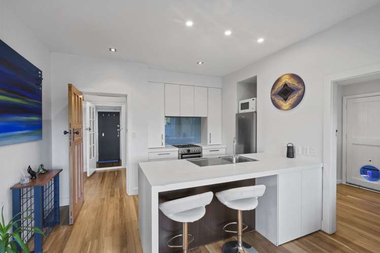 65 Main Road Redcliffs_7