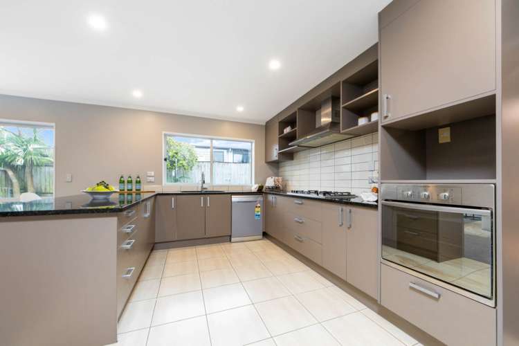 88 Baverstock Road Flat Bush_7