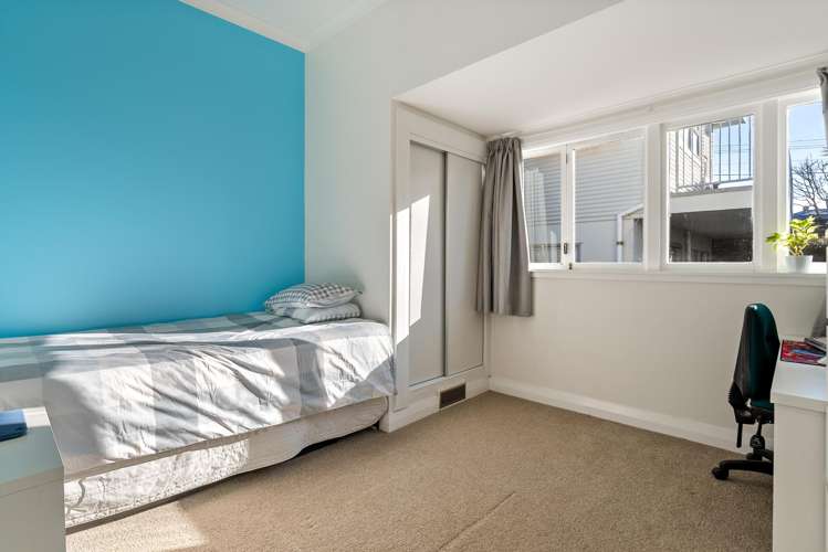 58 Freyberg Street Lyall Bay_11