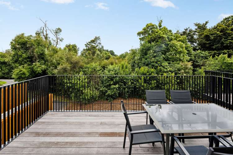 11 Lakewood Lane Cambridge_24