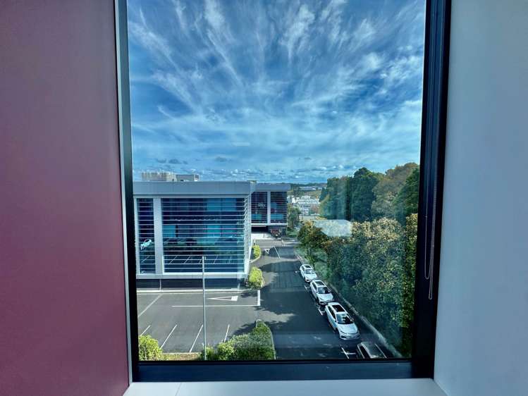 Building 4/61 Constellation Drive Rosedale_12