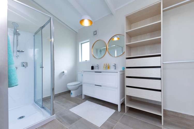 39 Woodfern Crescent Titirangi_8