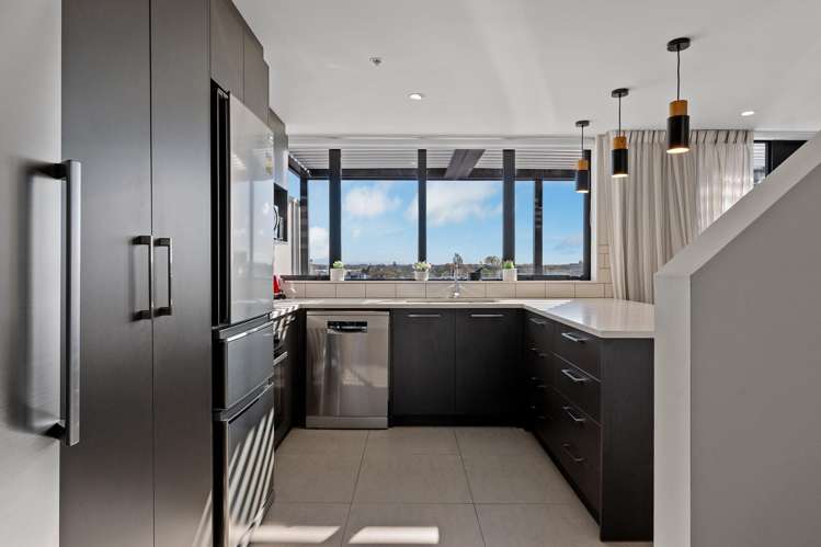 604/12 Latimer Square Christchurch Central_9