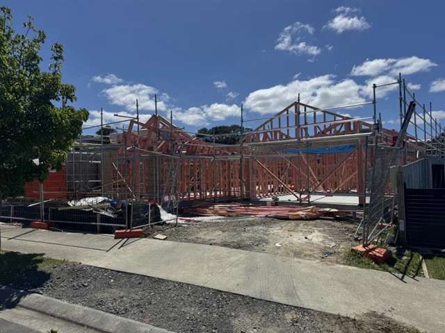 41 Surf View Crescent Red Beach_4