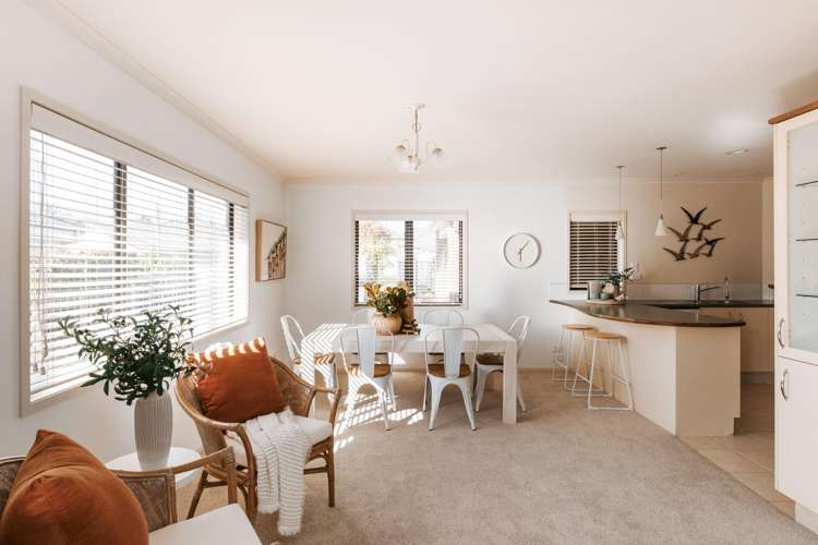 11 Santa Cruz Drive Papamoa_1