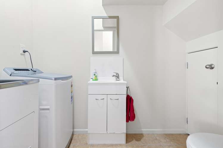 13/94 Huntington Drive East Tamaki_13