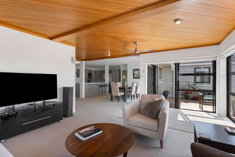 19 Davita Place Farm Cove_6