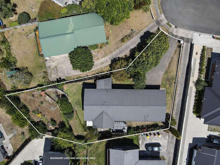 9 Beaumaris Place Dinsdale_45