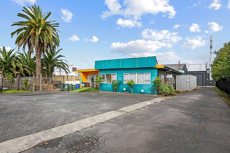 2 Smythe Road Henderson_5