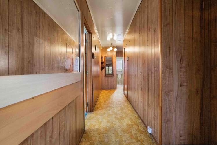 12 Mckinstry Avenue Mangere East_12