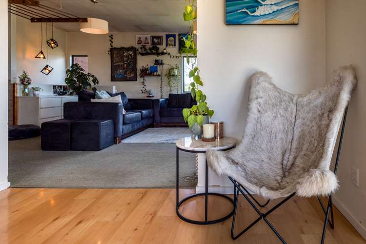 2 Natzka Road Ostend_17