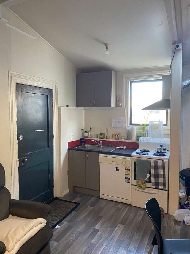 144 Albany Street 2202_3