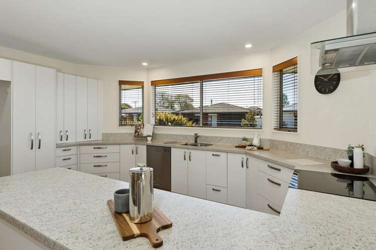 13 Springswood Grove Springlands_12