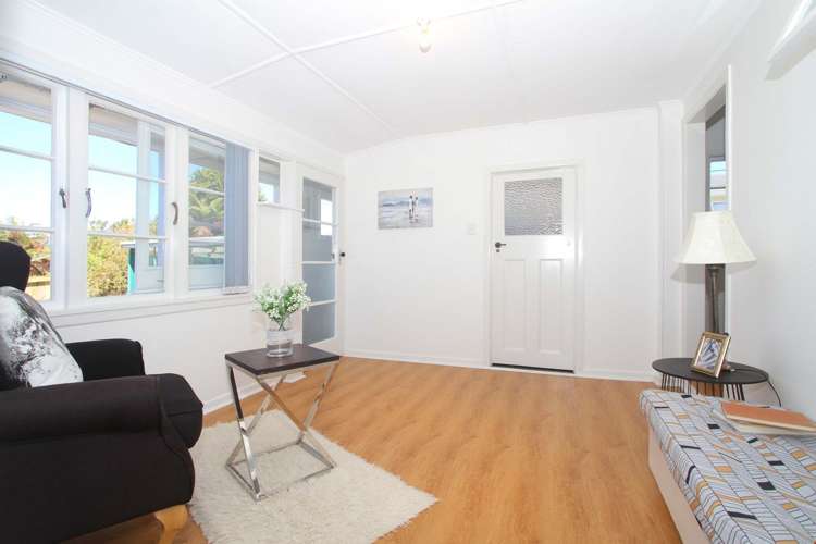 37 Eastglen Road Glen Eden_7