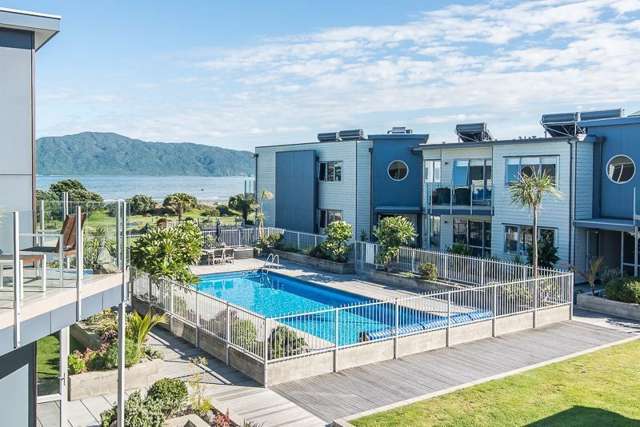 26/4 Seaview Road Paraparaumu Beach_2