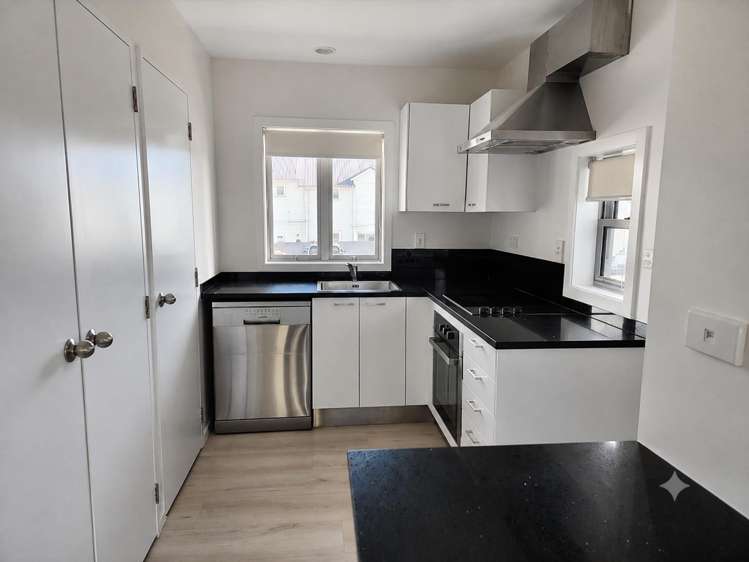 9/6 John Jennings Drive Oteha_3