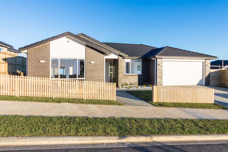 18 Tararua Street Massey_20
