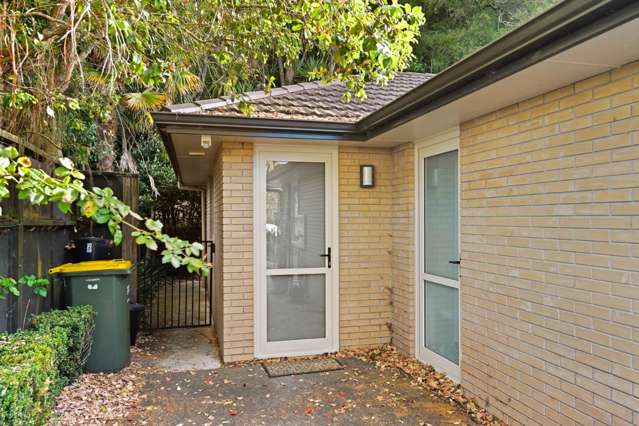 Furnished Secure One Bedroom Unit