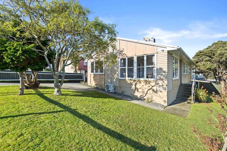 64 Astrolabe Street Cannons Creek_21