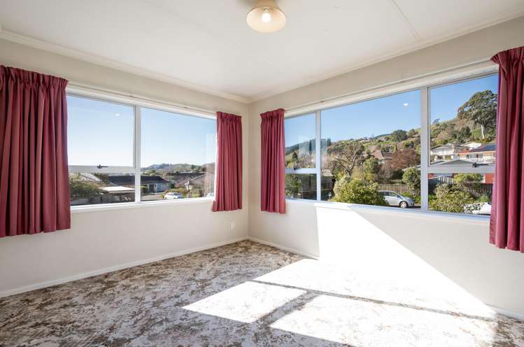 28 Churchill Avenue Richmond_12