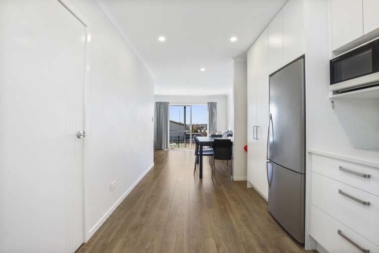 15/19 Ruakiwi Road Hamilton Lake_13