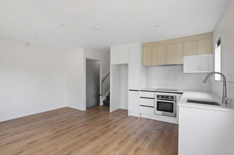 49A Golf Road New Lynn_6