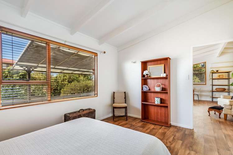 3 Costello Crescent Pukehina_9