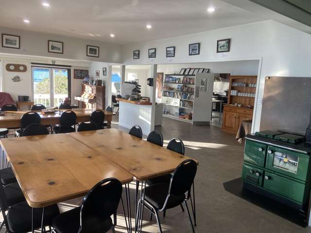 735 Whangaparapara Road Great Barrier Island_4