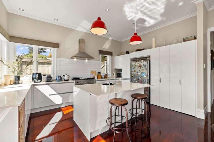 28 Patuone Avenue Devonport_16