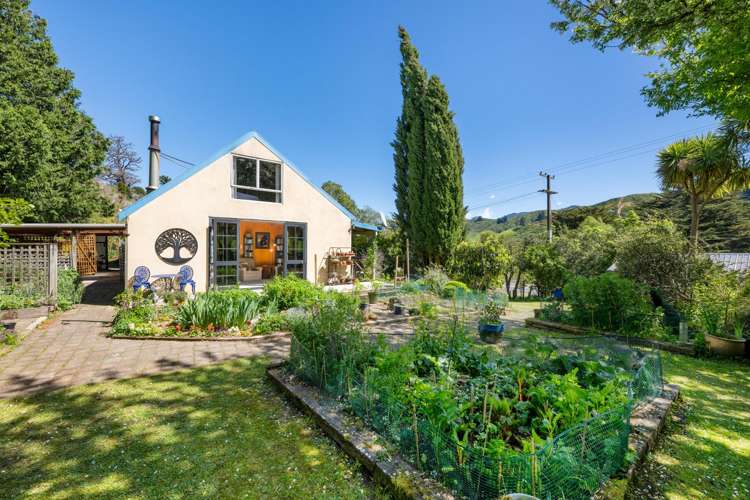 525 State Highway 1 Koromiko_5