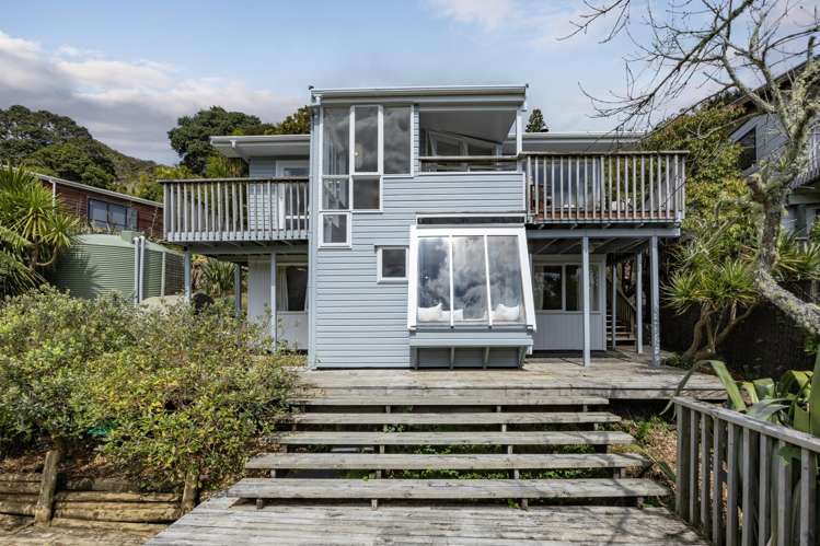 90 Seaview Road Piha_25