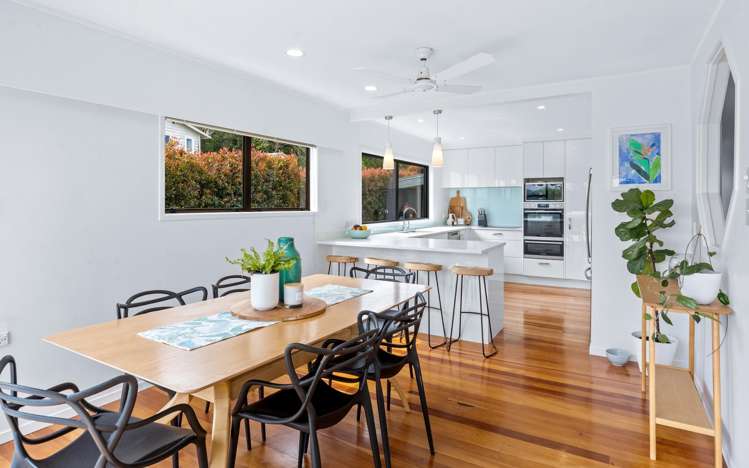 10 Ardern Avenue Stanmore Bay_3