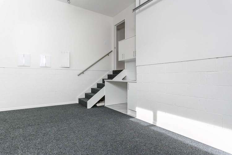 32D Windermere Crescent Blockhouse Bay_18