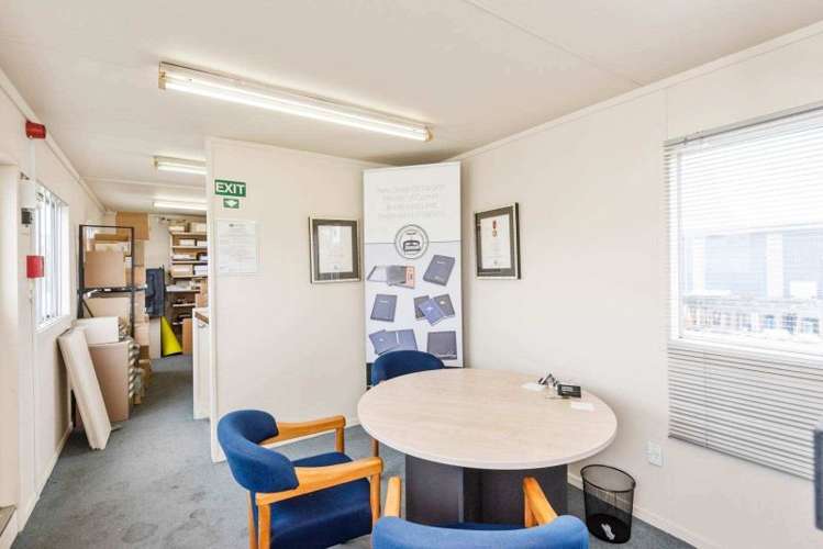 Unit A/58 Porana Road Glenfield_6