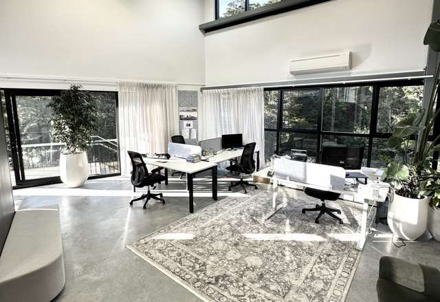 Stylish work hub with a premium finish