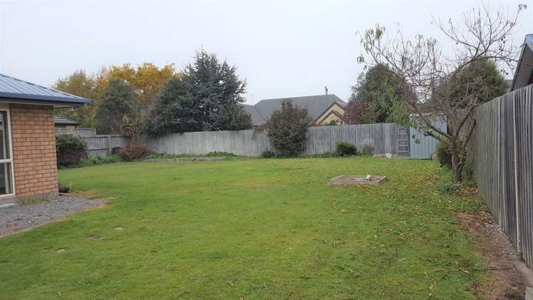 11 Bunting Place Woodend_11