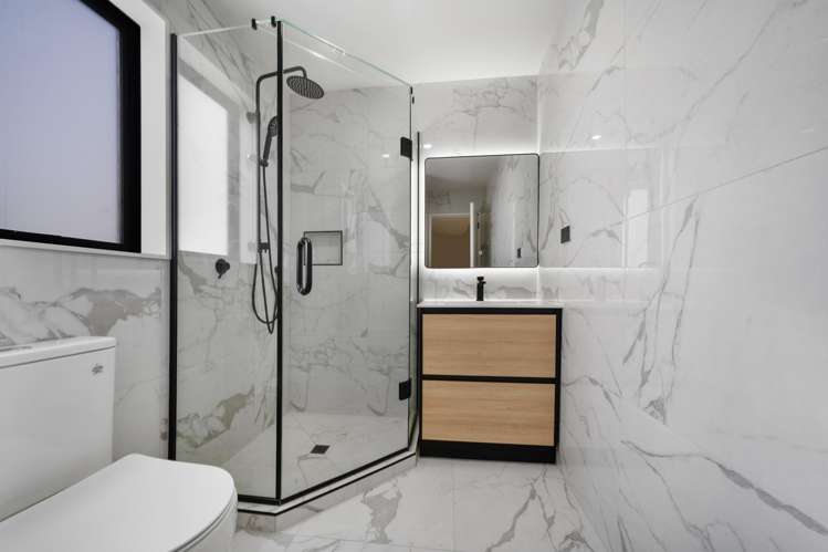 1/61 Kairanga Street Mangere East_9