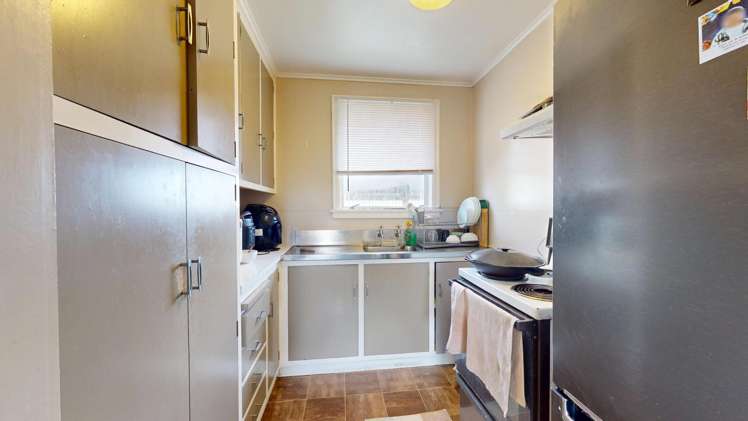 42 and 44 Chalmers Avenue Hampstead_26