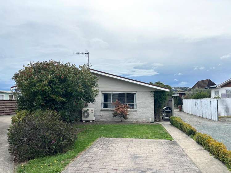 1/13 Cobham Crescent Stoke_8