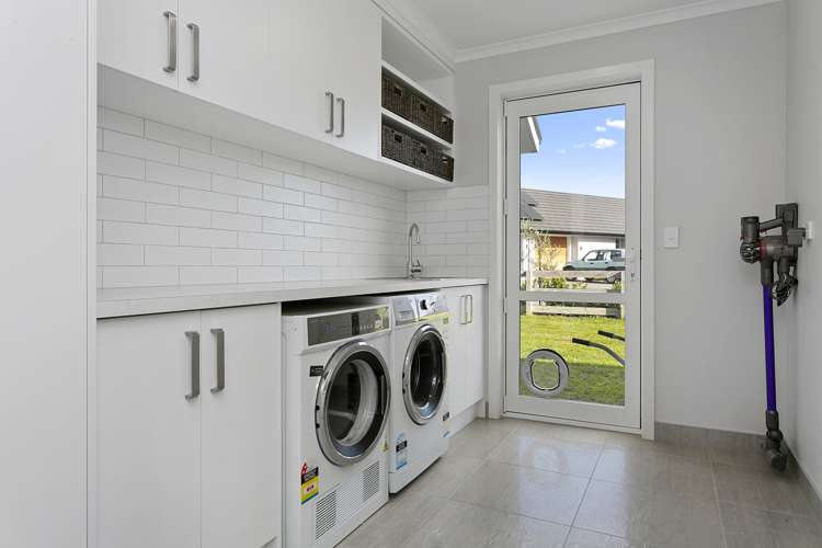 9 Mike Smith Drive Cambridge_15