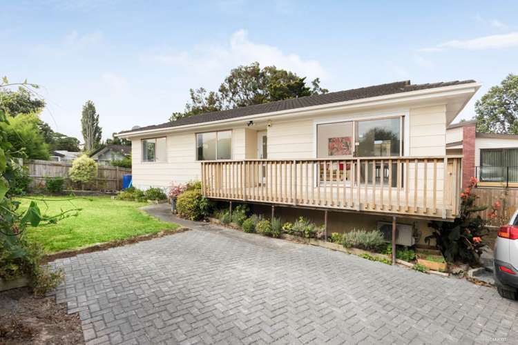 38 Kelman Road Kelston_1