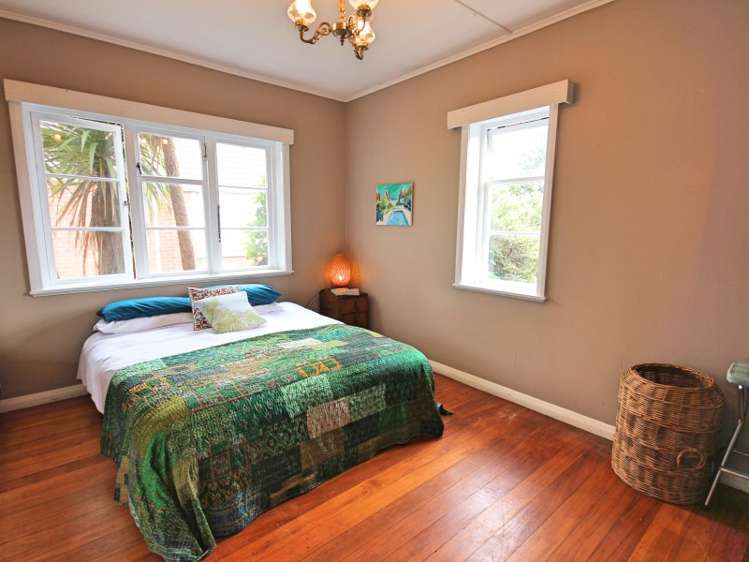 25 Pirie Crescent Moera_4