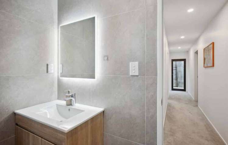 1B Robin Lane Browns Bay_12