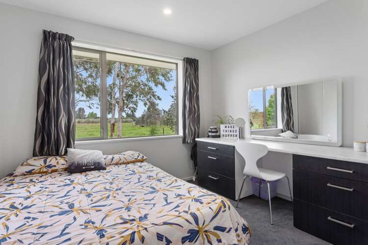 573 Oxford Road Fernside_22