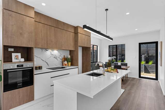 9 Greenbrier Street Westgate_3